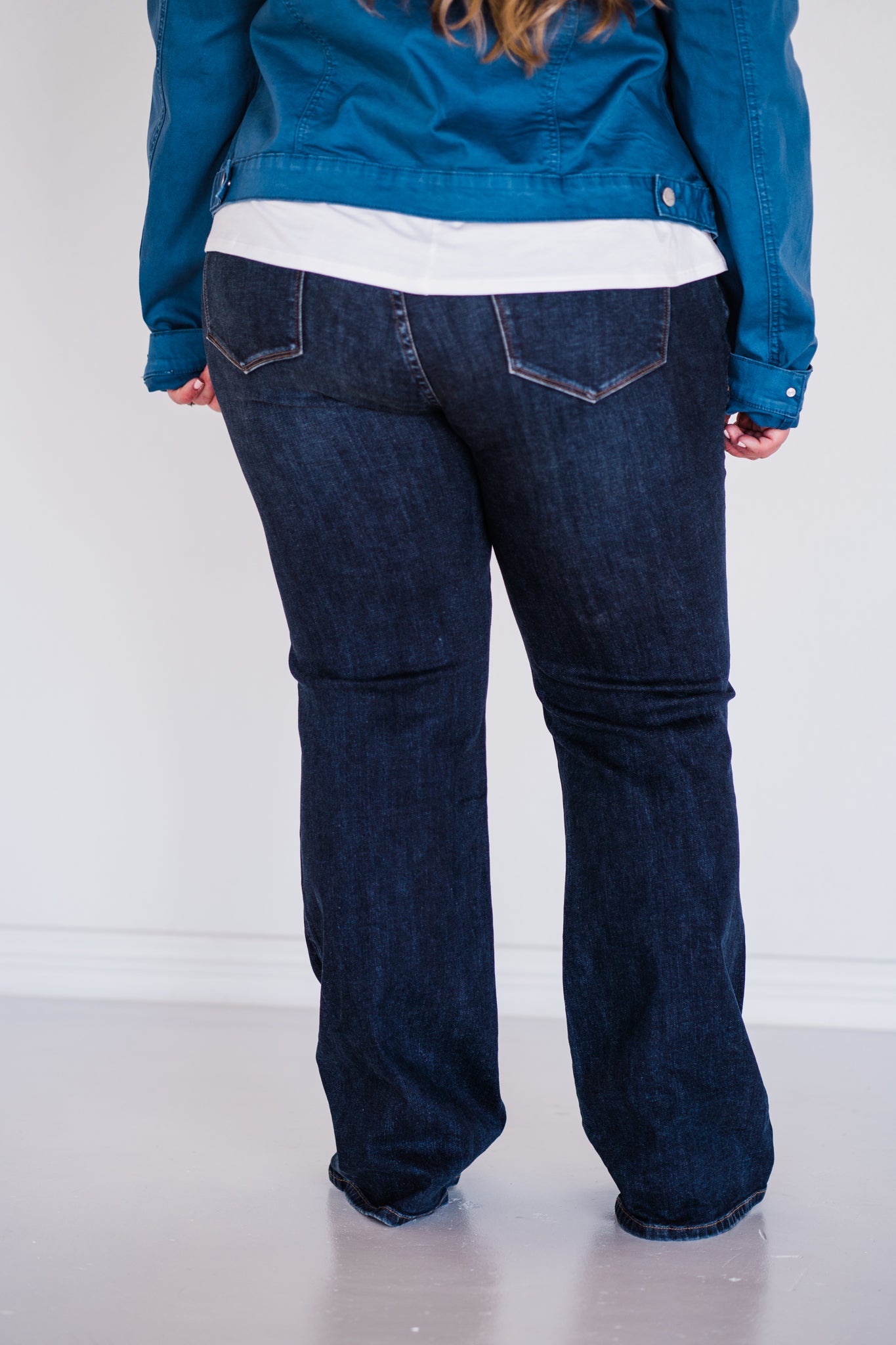 Plus Mid-Rise Non-distressed Dark Wash Bootcut Jeans